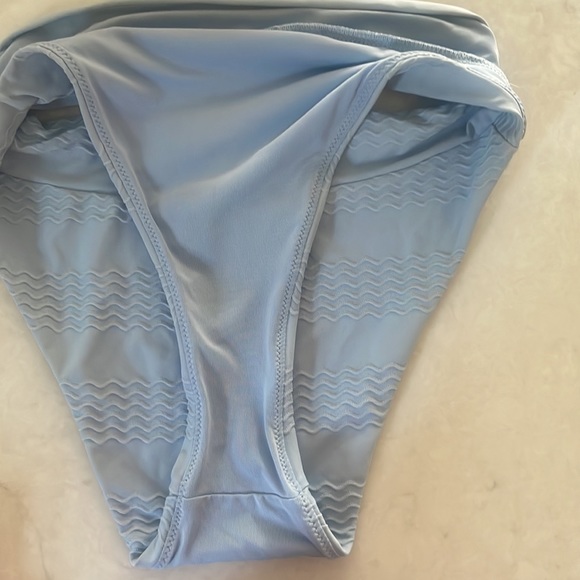 AERIE bathing suit bottom - Picture 3 of 3